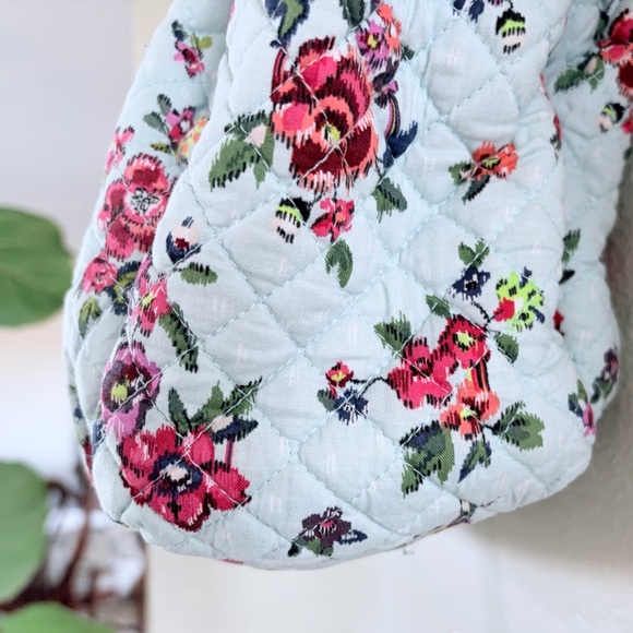 Vera Bradley Glenna satchel in Water bouquet. - Picture 6 of 6